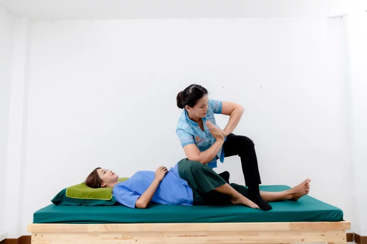 นวดไทยเน้นเส้น ร้านนวดสุราษฎร์ธานี Best Massage in Surat Thani