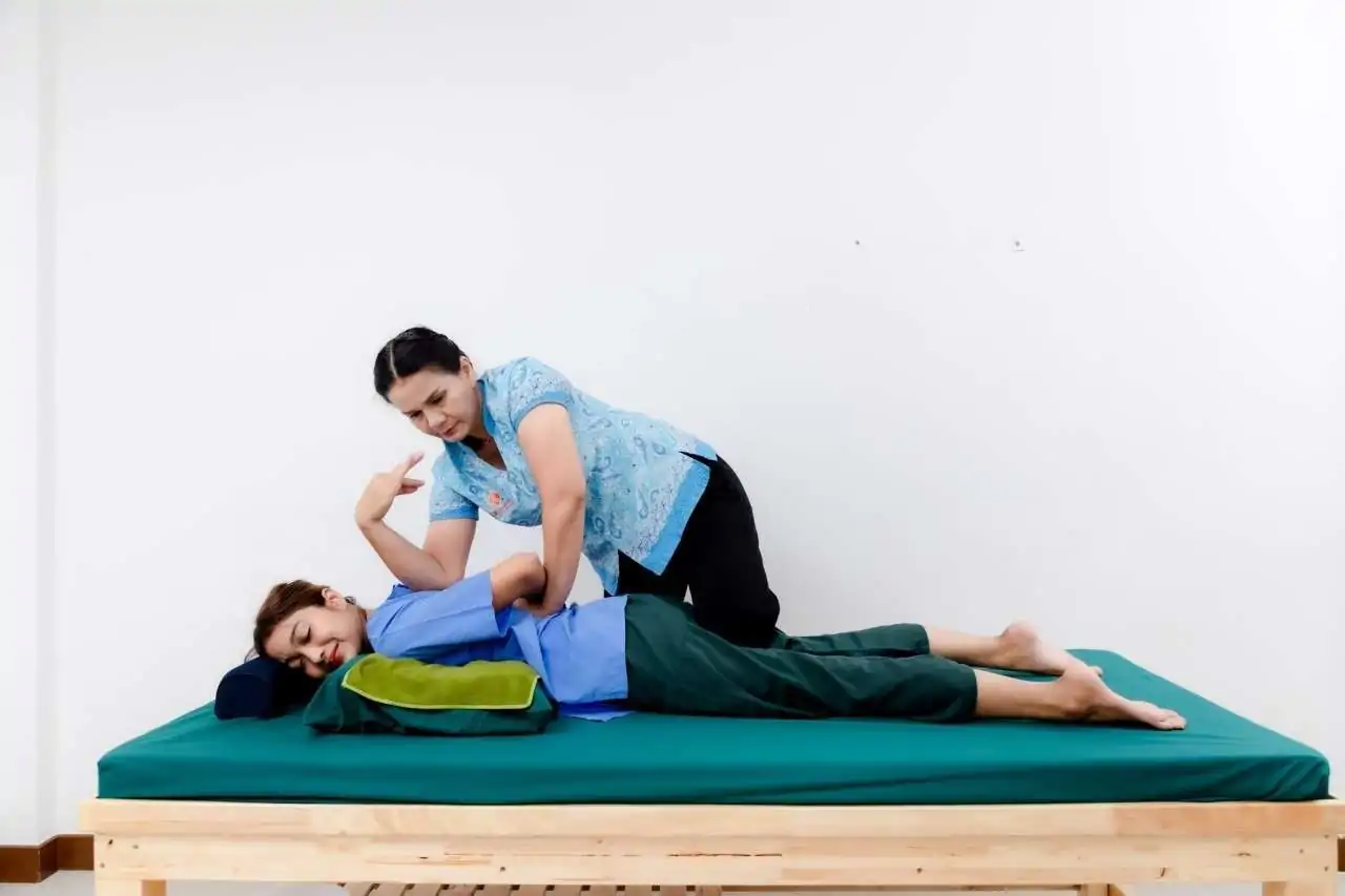 ประโยชน์ของการนวดไทยด้วยน้ำมัน benefits of thai massage with oil